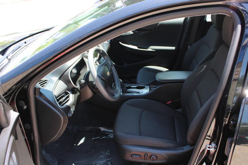 Chevrolet Malibu 4dr Sdn LS w/1FL 2020
