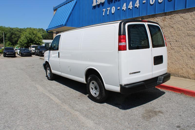 Chevrolet Express Cargo Van RWD 2500 135" 2020
