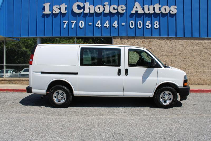 Chevrolet Express Cargo Van RWD 2500 135" 2020