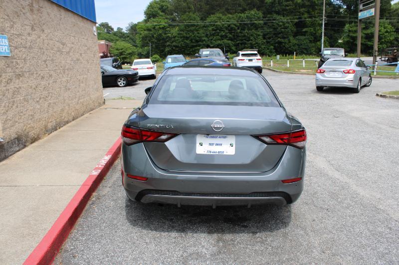 Nissan Sentra S CVT 2024