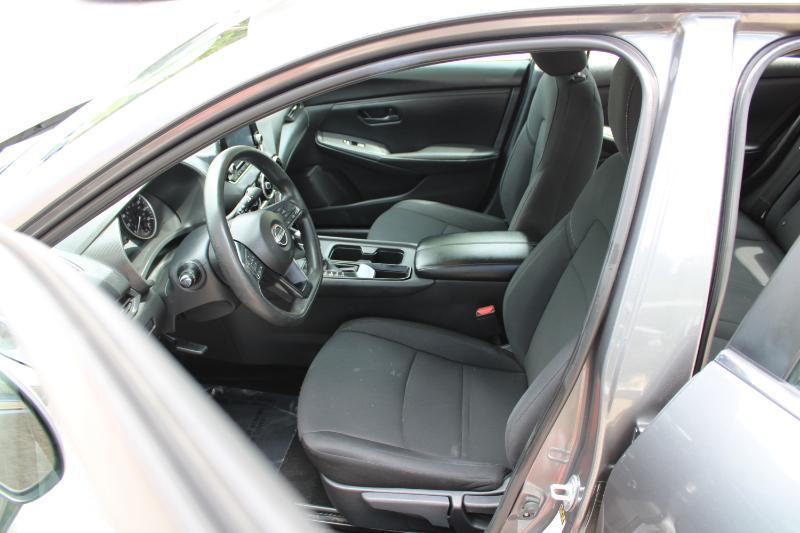 Nissan Sentra S CVT 2024