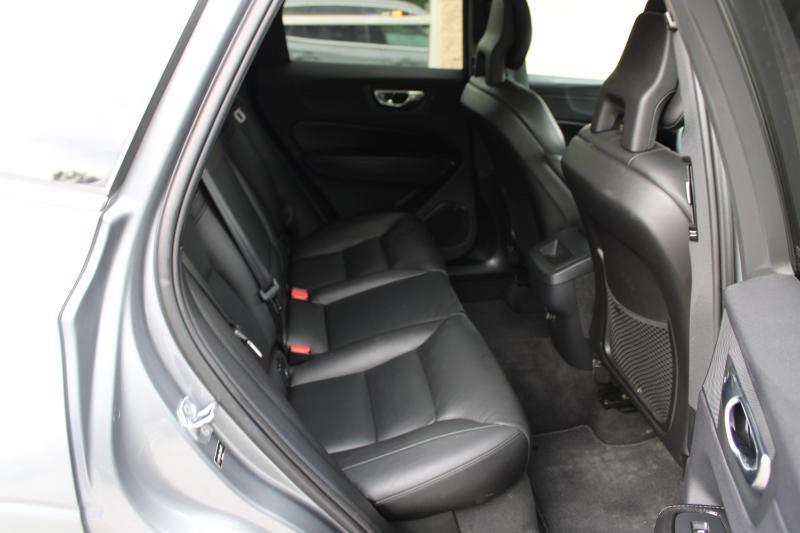 Volvo XC60 T5 AWD Momentum 2018