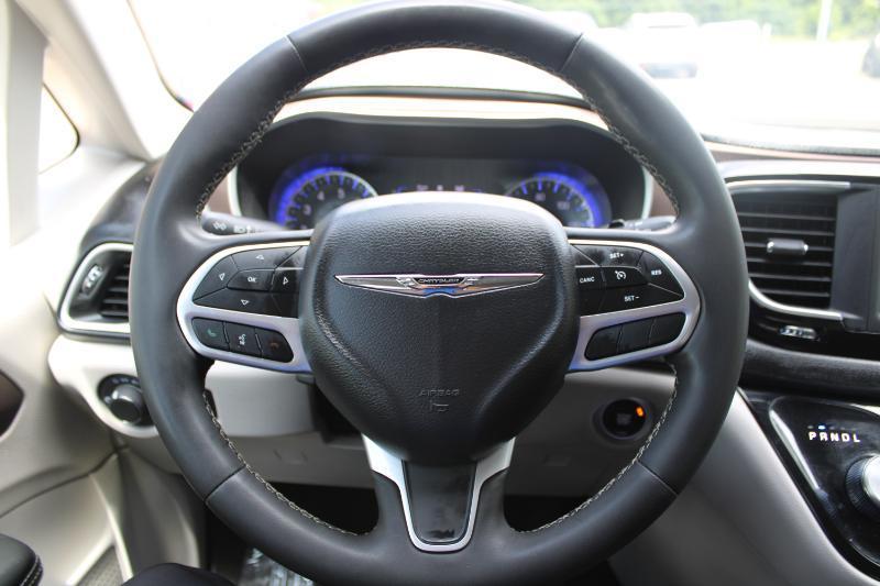 Chrysler Voyager LX FWD 2024