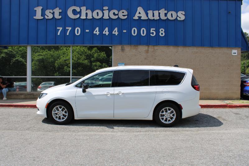 Chrysler Voyager LX FWD 2024