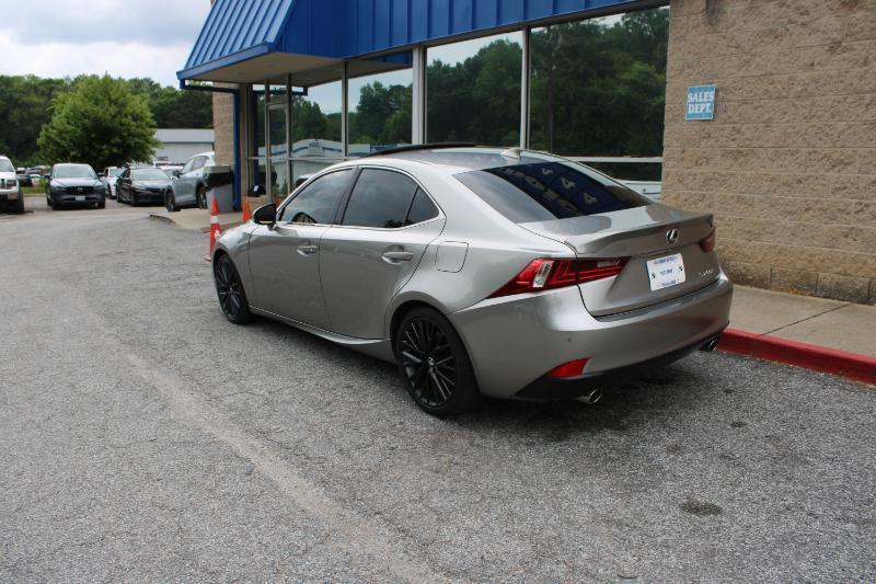 Lexus IS 200t 4dr Sdn 2016
