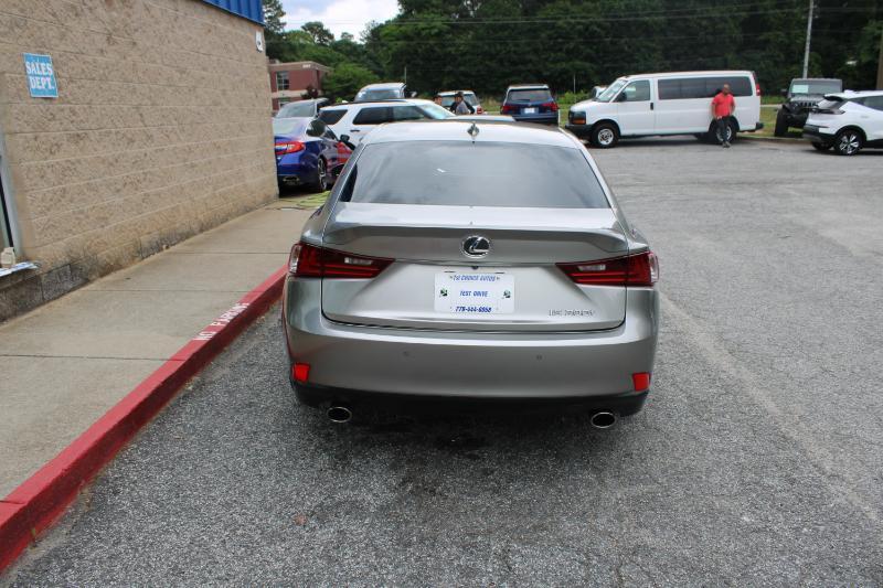 Lexus IS 200t 4dr Sdn 2016