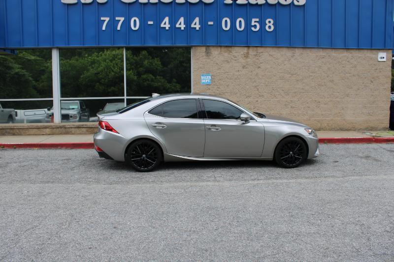 Lexus IS 200t 4dr Sdn 2016