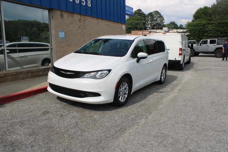 Chrysler Voyager LX FWD 2022