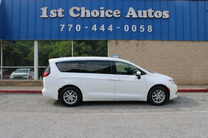 Chrysler Voyager LX FWD 2022