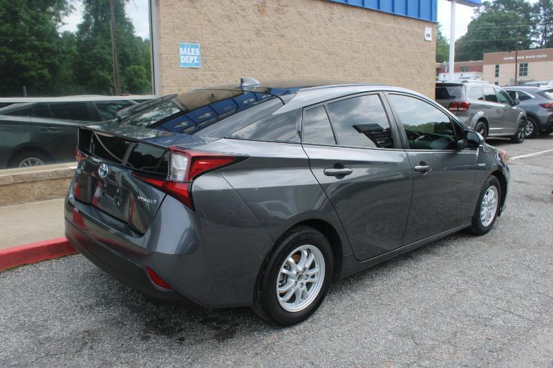 Toyota Prius LE (Natl) 2022