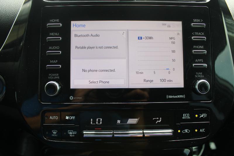 Toyota Prius LE (Natl) 2022