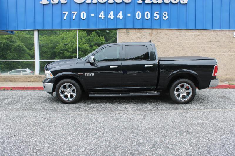 RAM 1500 Laramie 4x4 Crew Cab 5'7" Box 2017