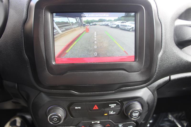 Jeep Renegade Jeepster FWD *Ltd Avail* 2021
