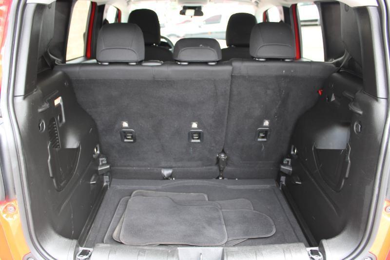 Jeep Renegade Jeepster FWD *Ltd Avail* 2021