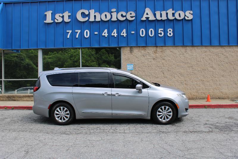 Chrysler Pacifica Touring L FWD 2019