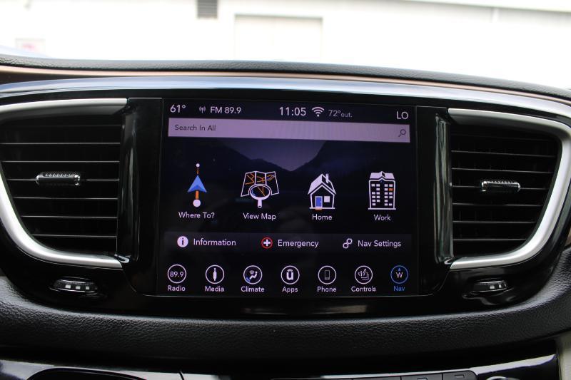 Chrysler Pacifica Touring L FWD 2019