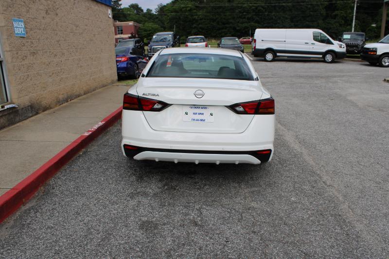 Nissan Altima 2.5 S Sedan 2024