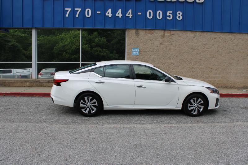 Nissan Altima 2.5 S Sedan 2024