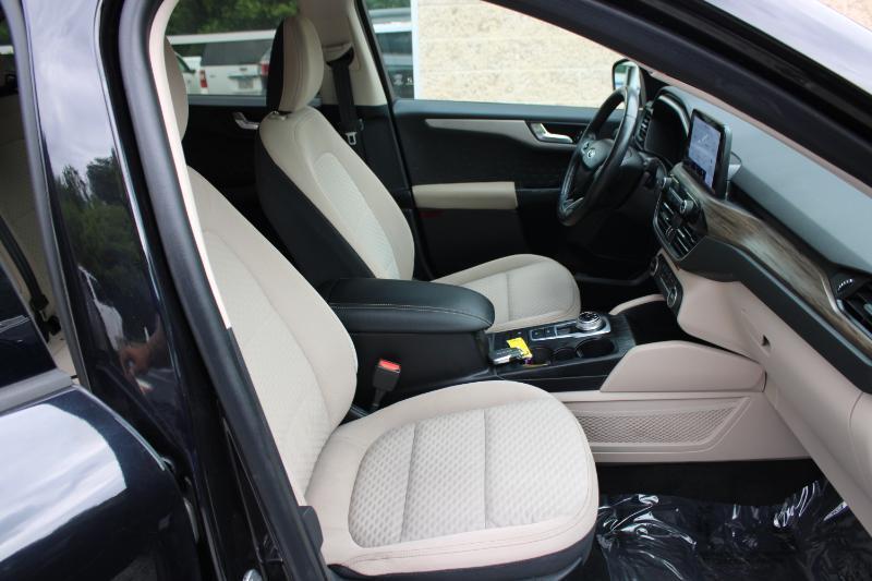 Ford Escape SE Sport Hybrid AWD 2020