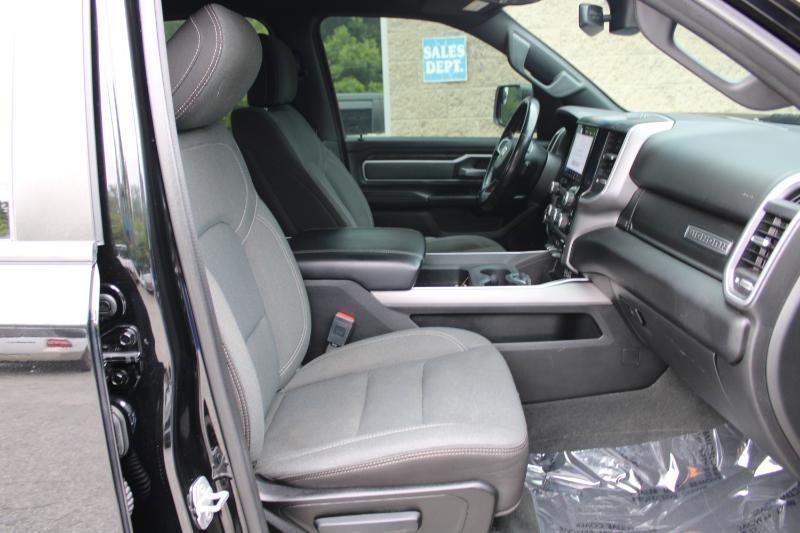 RAM 1500 Big Horn 4x2 Crew Cab 5'7" Box 2022