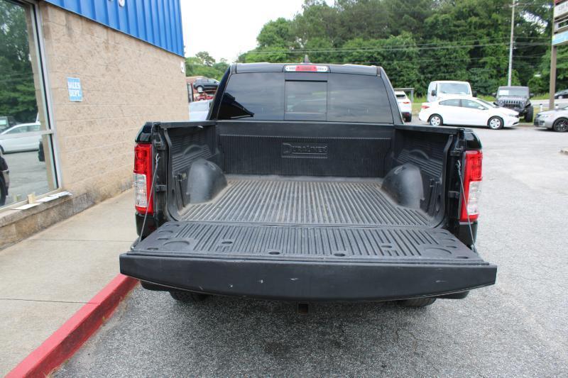 RAM 1500 Big Horn 4x2 Crew Cab 5'7" Box 2022