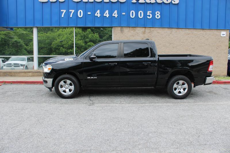 RAM 1500 Big Horn 4x2 Crew Cab 5'7" Box 2022