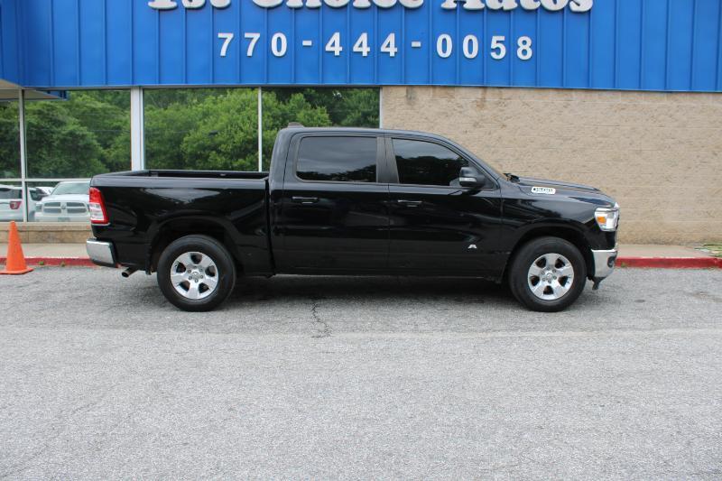 RAM 1500 Big Horn 4x2 Crew Cab 5'7" Box 2022
