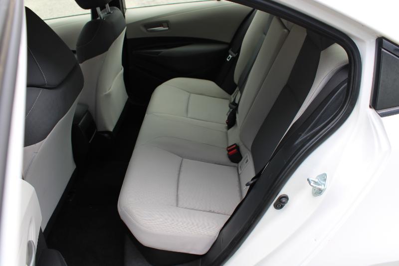 Toyota Corolla Hybrid LE CVT (Natl) 2021