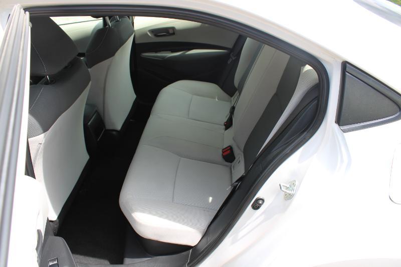 Toyota Corolla Hybrid LE CVT (Natl) 2022