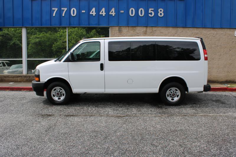 GMC Savana Passenger RWD 2500 135" LS 2019