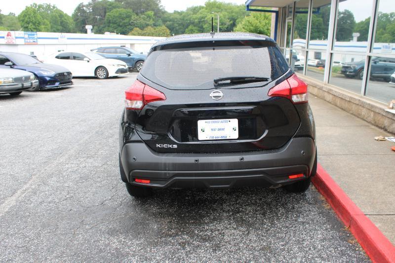 Nissan Kicks S FWD 2020