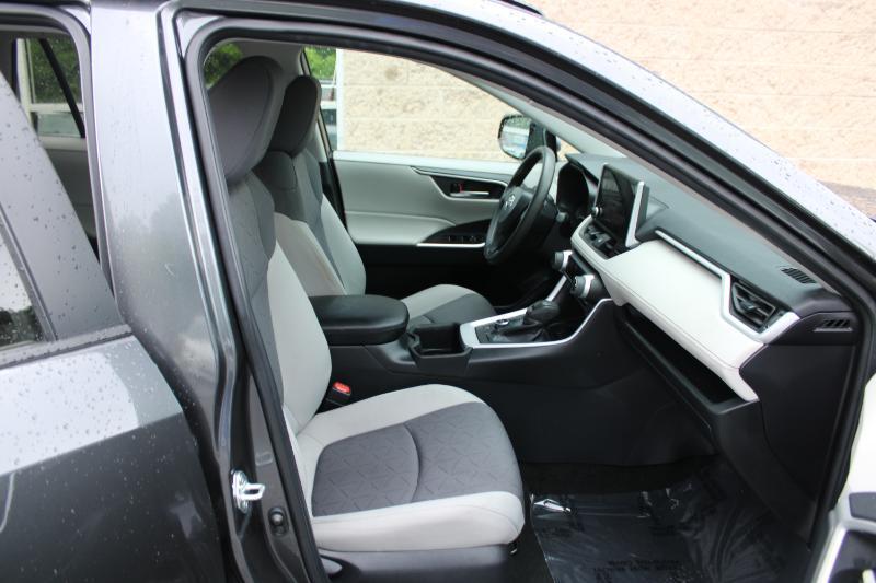 Toyota RAV4 Hybrid XLE AWD (Natl) 2023