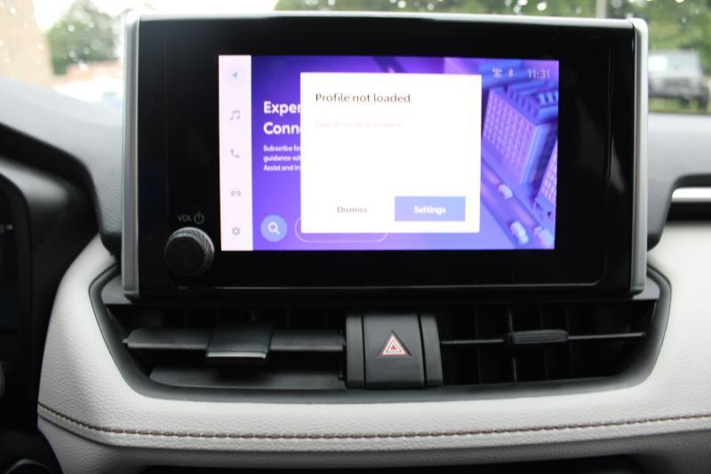 Toyota RAV4 Hybrid XLE AWD (Natl) 2023