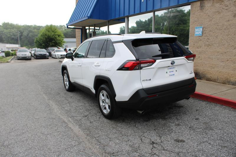 Toyota RAV4 Hybrid LE AWD (Natl) 2021