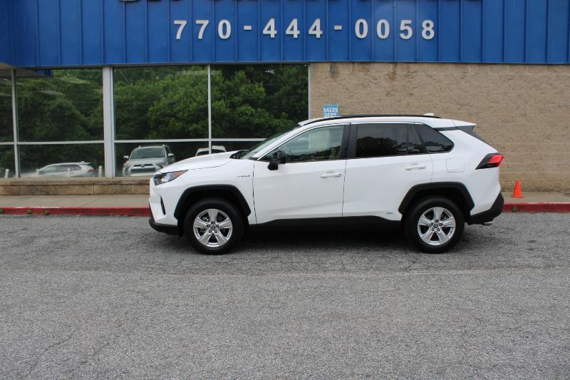 Toyota RAV4 Hybrid LE AWD (Natl) 2021