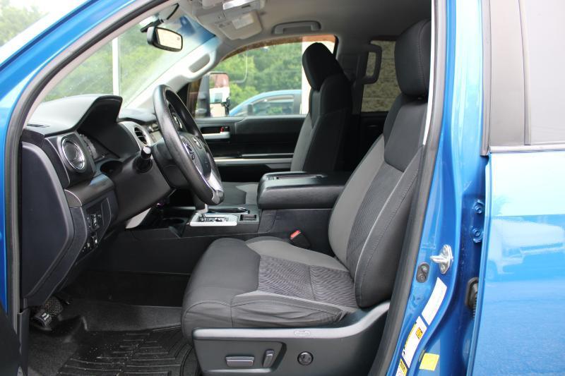 Toyota Tundra 4WD SR5 CrewMax 5.5' Bed 5.7L (Natl) 2017
