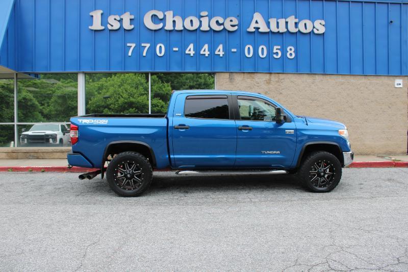 Toyota Tundra 4WD SR5 CrewMax 5.5' Bed 5.7L (Natl) 2017