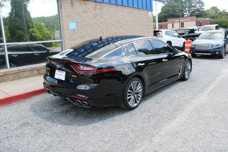 Kia Stinger Base AWD 2019
