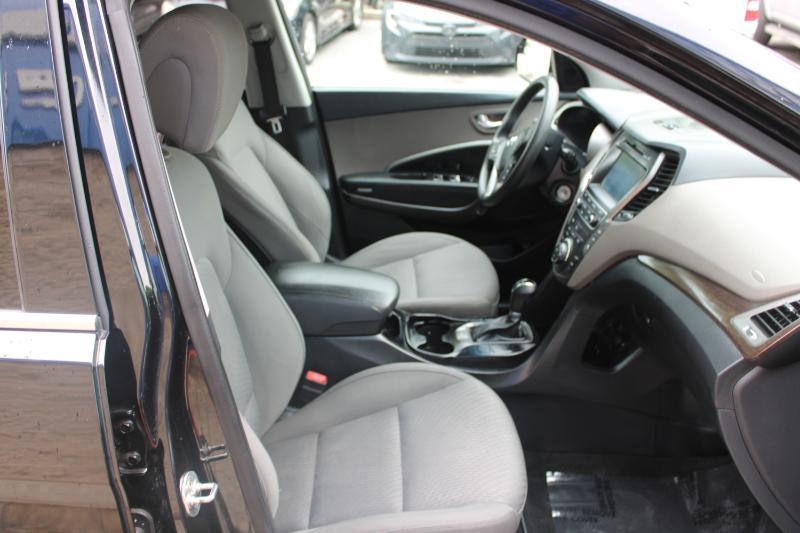 Hyundai Santa Fe XL SE FWD 2019