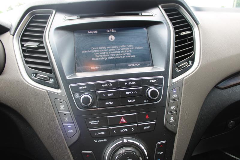 Hyundai Santa Fe XL SE FWD 2019