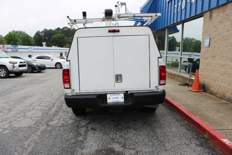 RAM 1500 Classic Tradesman 4x2 Reg Cab 8' Box 2023