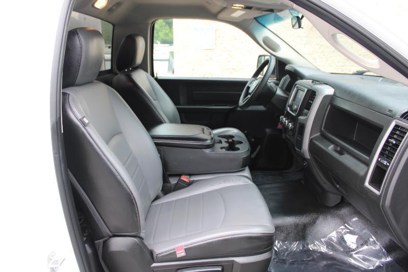 RAM 1500 Classic Tradesman 4x2 Reg Cab 8' Box 2023
