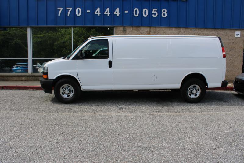 Chevrolet Express Cargo Van RWD 2500 155" 2021