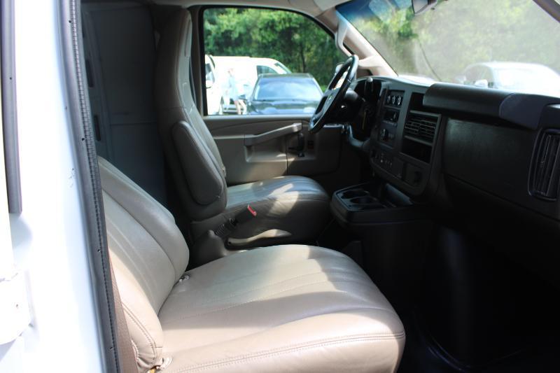 Chevrolet Express Cargo Van RWD 2500 155" 2021