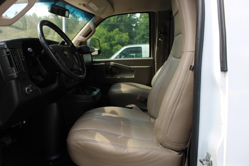 Chevrolet Express Cargo Van RWD 2500 155" 2021