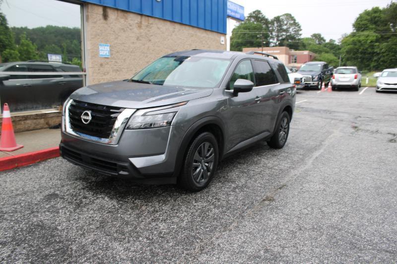 Nissan Pathfinder SV 2WD 2023