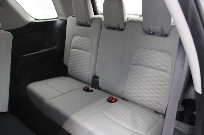 Nissan Pathfinder SV 2WD 2023