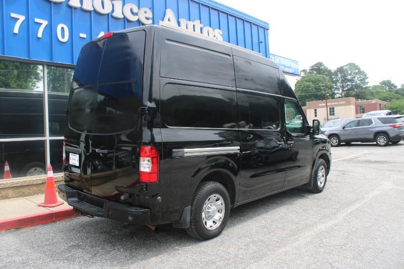 Nissan NV Cargo NV2500 HD High Roof V8 SV 2018