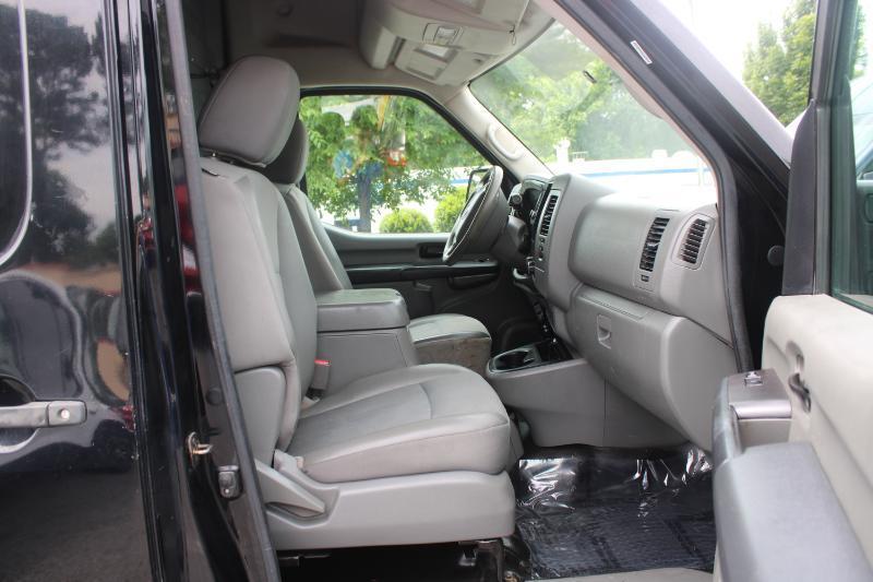 Nissan NV Cargo NV2500 HD High Roof V8 SV 2018