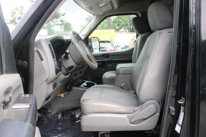 Nissan NV Cargo NV2500 HD High Roof V8 SV 2018